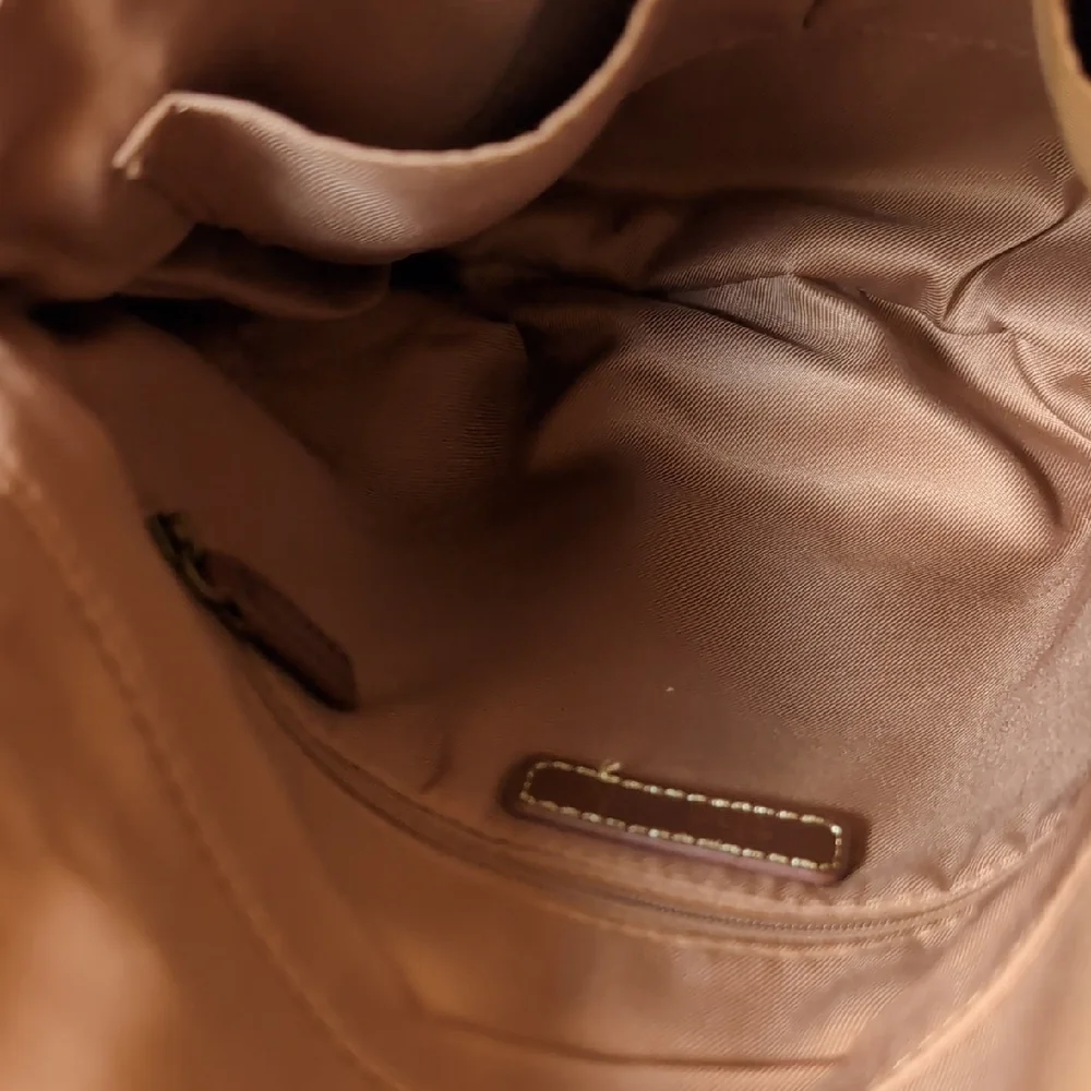 The Sak Brown Leather Crossbody Bag with Embossed Design - Picture 5 of 16